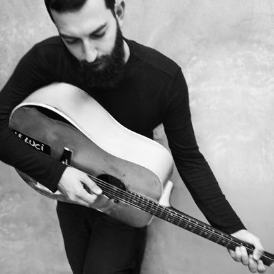 Vasco Brondi |conosciamo l’altro “vasco” della musica italiana.