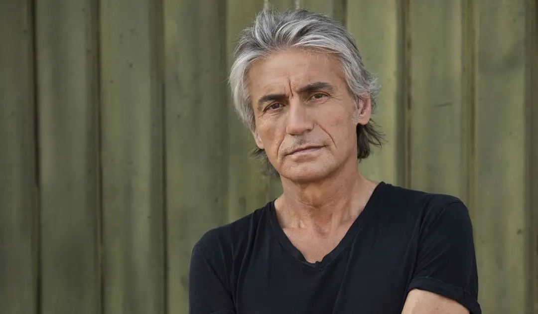Ligabue: il video e il significato del nuovo singolo Essere umano
