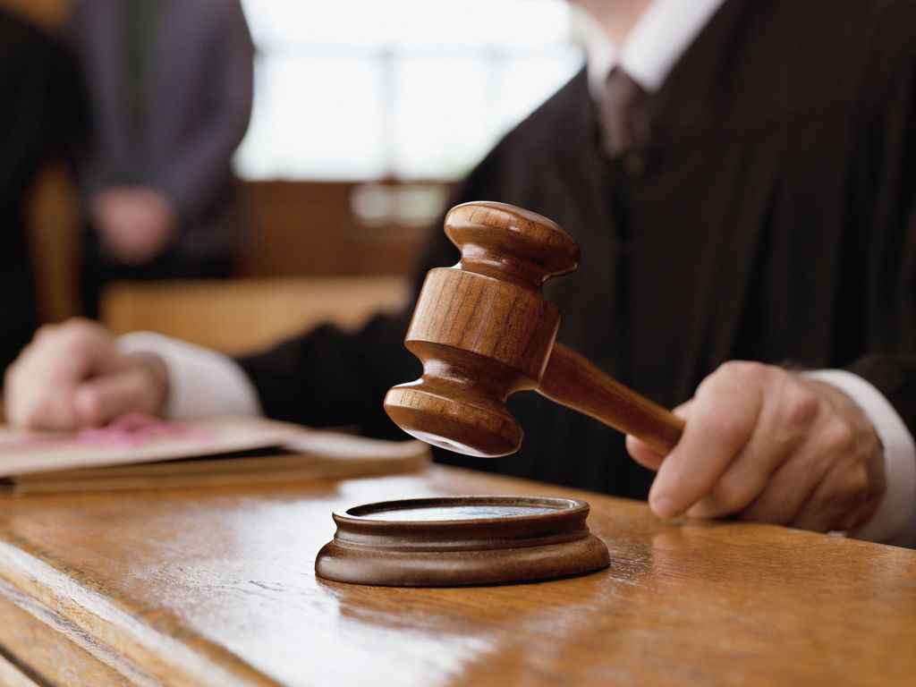 Nuova convivenza non esclude diritto assegno di divorzio