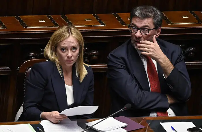 Manovra: per liberare ulteriori risorse ipotesi Reddito per 7 mesi