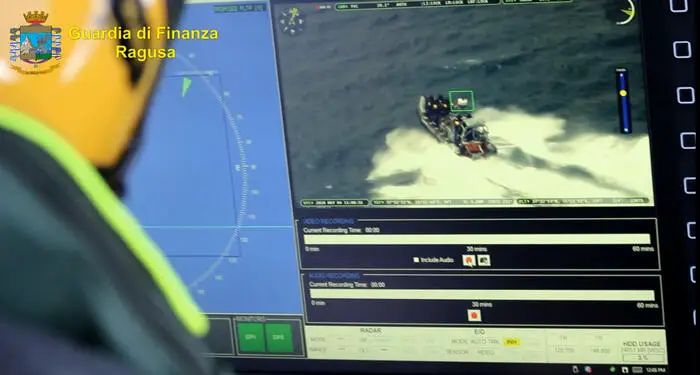 Migranti: sequestrati beni per 125mila euro a Idra, la società armatrice della nave Mare Jonio