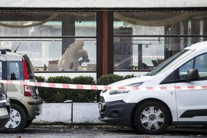 Sparatoria a Roma, morta un’altra donna: le vittime di Campiti salgono a quattro