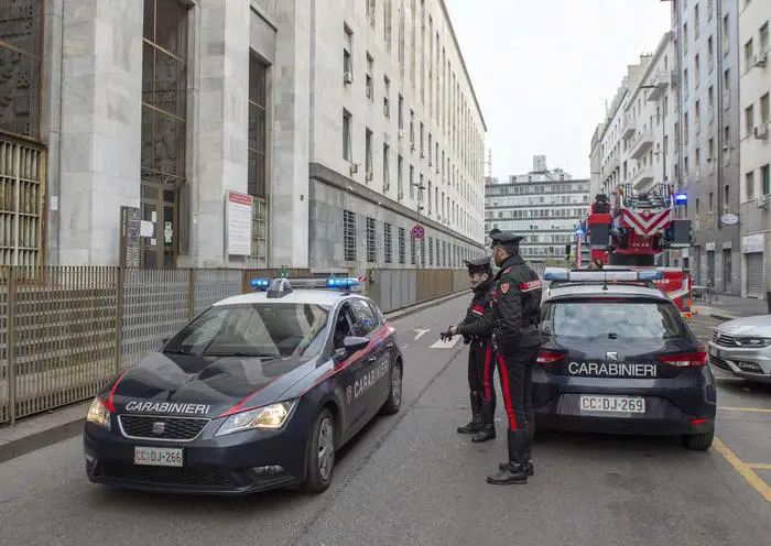 Milano, botte al figlio perché è omosessuale: condannati due genitori