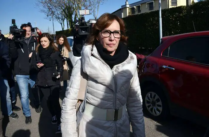Ilaria Cucchi in carcere da Cospito: “Le sue condizioni sono allarmanti”