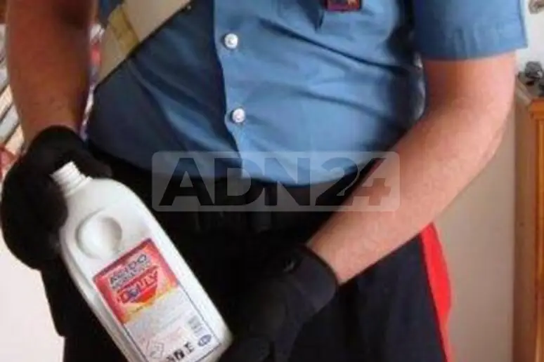 Como | Aggredisce l’ex fidanzata con l’acido muriatico: arrestato | Era già finito in manette per stalking.