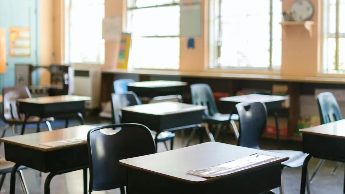 Cagliari | Colpisce con una testata il prof perché aveva rimproverato il figlio.