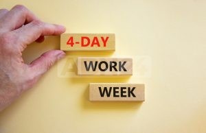Settimana lavorativa corta: cos’è e qual è la situazione in Italia.