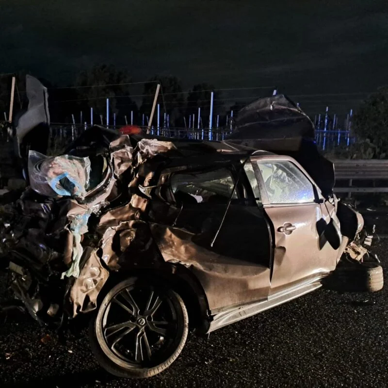 Rosarno (RC) | Camion tampona due auto su A2, un morto e due feriti