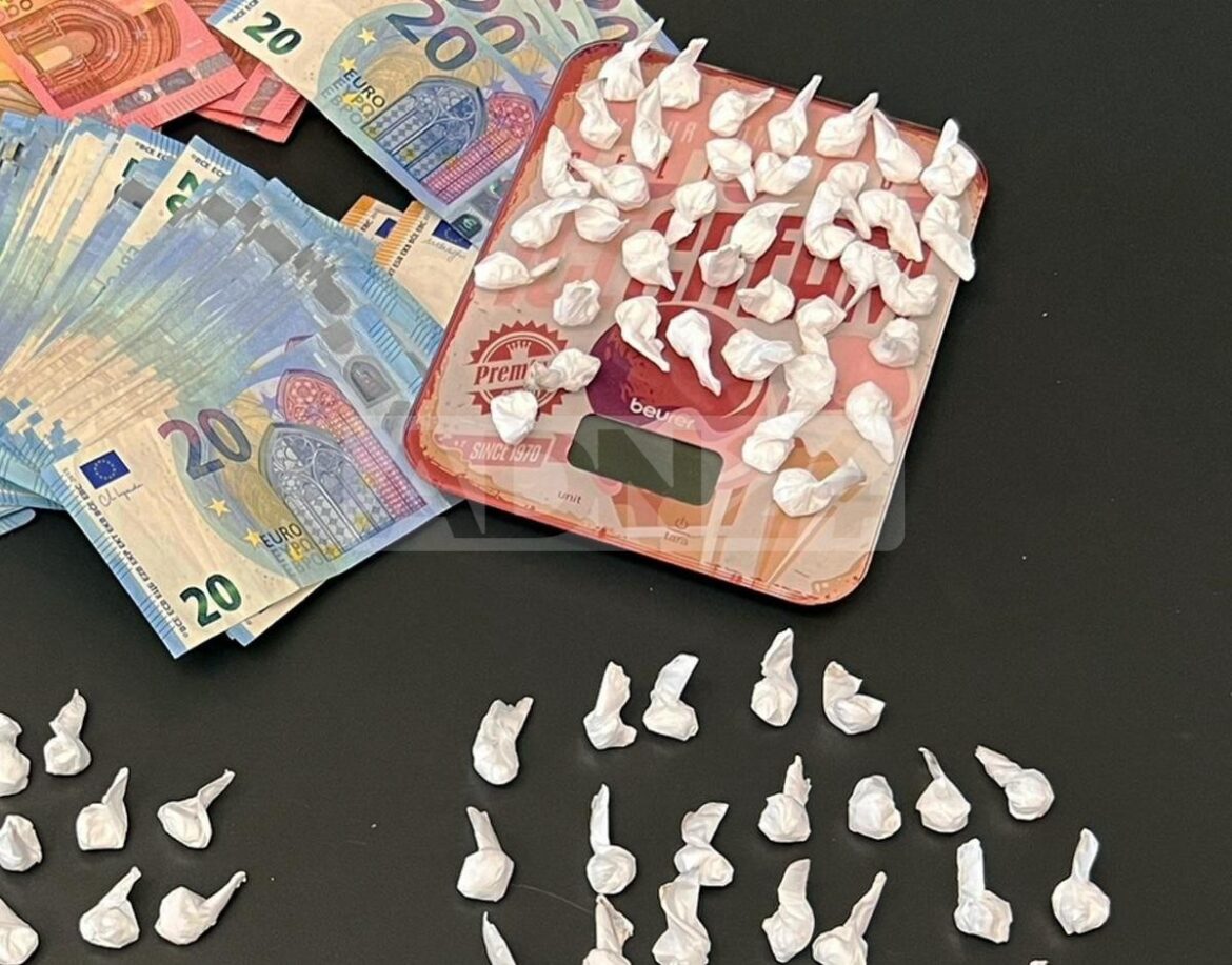 Genova | Barbiere pusher scoperto perché tra i clienti c’erano anche…i calvi