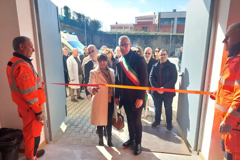 Taurianova (RC) | Inaugurazione nuova sede del Suem 118: taglio del nastro con il sindaco