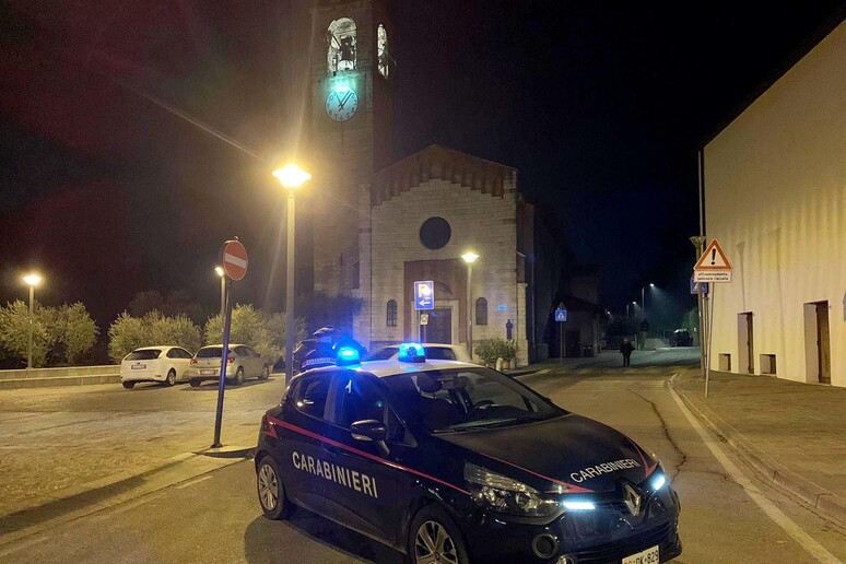 Brescia | Barricato in casa dopo aver sparato in strada, bloccato da forze speciali