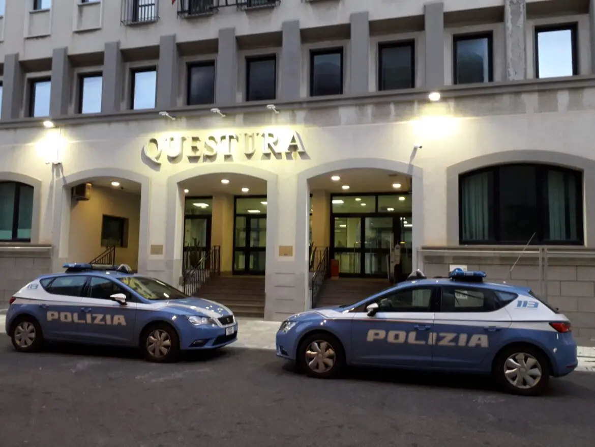 Reggio Calabria | Minaccia la moglie e rompe il naso del suocero, arrestato -VIDEO