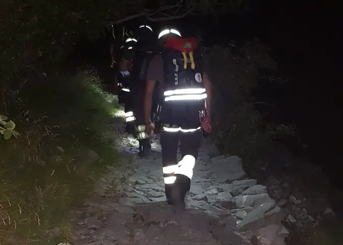 stazzema (lucca) | uomo trovato senza vita dopo ore di ricerca: si era allontanato per un'escursione ‣ adn24 stazzema (lucca) | uomo trovato senza vita dopo ore di ricerca: si era allontanato per un ‣ adn24 stazzema (lucca) | uomo trovato senza vita dopo ore di ricerca: si era allontanato per un'escursione'escursione